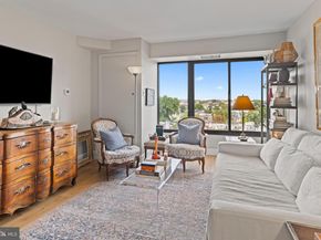 2001 Hamilton Street 1119, Philadelphia PA 19130