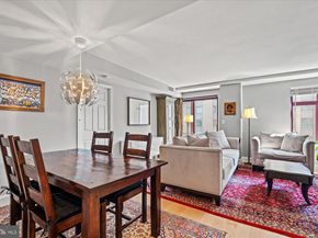 2400 Clarendon Boulevard 606, Arlington VA 22201