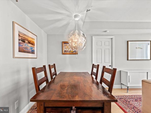 2400 Clarendon Boulevard 606, Arlington VA 22201