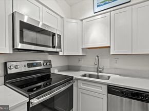 2400 Clarendon Boulevard 606, Arlington VA 22201