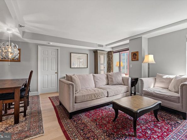 2400 Clarendon Boulevard 606, Arlington VA 22201