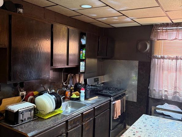 576 Alcott Street ALCOTT, Philadelphia PA 19120