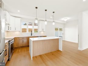 3215 Brookdale Road, Philadelphia PA 19114