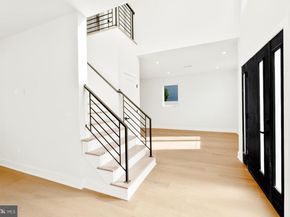 3215 Brookdale Road, Philadelphia PA 19114