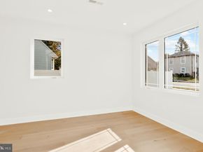 3215 Brookdale Road, Philadelphia PA 19114