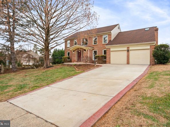 13142 New Parkland Drive, Herndon VA 20171