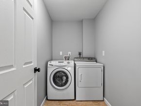 13142 New Parkland Drive, Herndon VA 20171