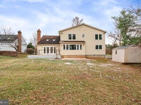 13142 New Parkland Drive, Herndon VA 20171