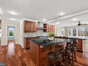 13142 New Parkland Drive, Herndon VA 20171
