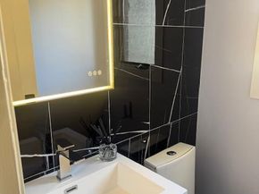 9132 Ayrdale Crescent, Philadelphia PA 19128