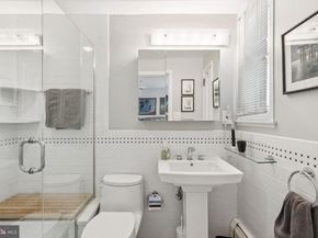 1901 Walnut Street 11E, Philadelphia PA 19103