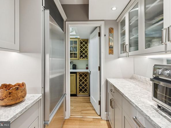 1901 Walnut Street 11E, Philadelphia PA 19103