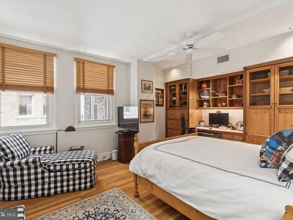 1901 Walnut Street 11E, Philadelphia PA 19103