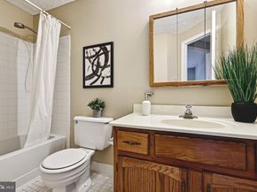 5555 First Statesman Lane, Alexandria VA 22312