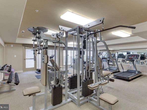 2903 Saintsbury Plz 405, Fairfax VA 22031