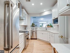 2903 Saintsbury Plz 405, Fairfax VA 22031