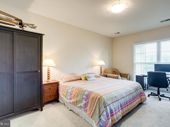 2903 Saintsbury Plz 405, Fairfax VA 22031