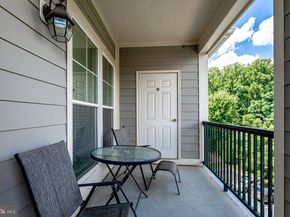 2903 Saintsbury Plz 405, Fairfax VA 22031