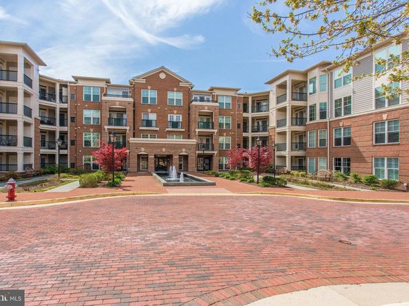 2903 Saintsbury Plz 405, Fairfax VA 22031