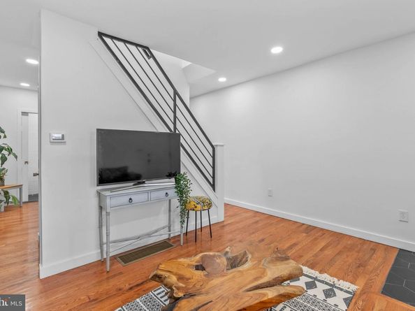 5942 N Norwood Street, Philadelphia PA 19138