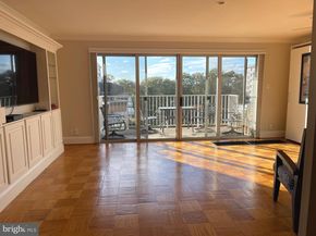 520 N Street SW S618, Washington DC 20024