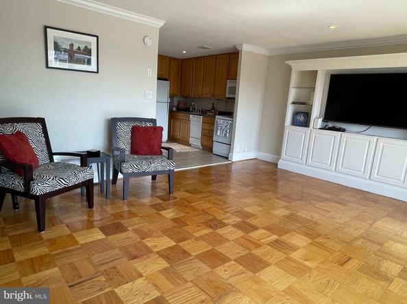 520 N Street SW S618, Washington DC 20024