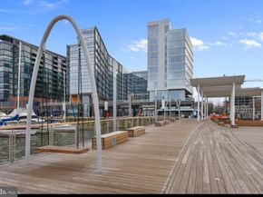 520 N Street SW S618, Washington DC 20024