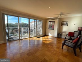 520 N Street SW S618, Washington DC 20024