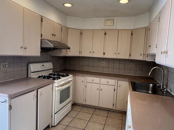 3728 Vader Drive, Philadelphia PA 19154