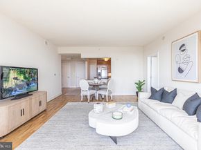 717 S Chris Columbus Boulevard 909, Philadelphia PA 19147