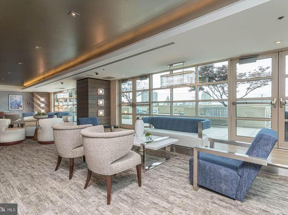 717 S Chris Columbus Boulevard 909, Philadelphia PA 19147