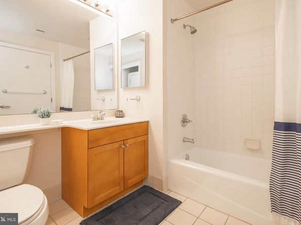 717 S Chris Columbus Boulevard 909, Philadelphia PA 19147