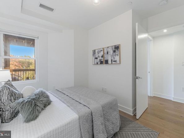 4017 Davis Place NW 6, Washington DC 20007