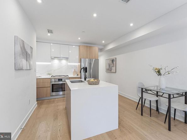 4017 Davis Place NW 6, Washington DC 20007