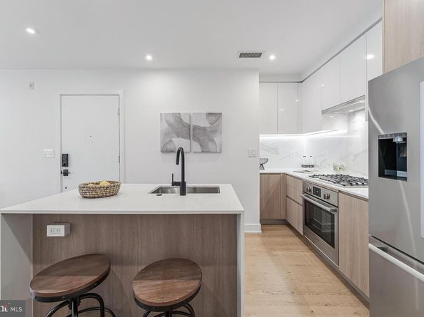 4017 Davis Place NW 6, Washington DC 20007