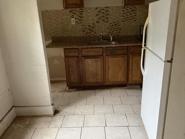 59 N Dearborn Street, Philadelphia PA 19139