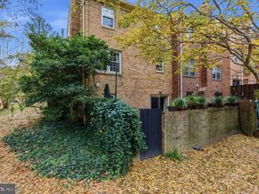 661 N Armistead Street, Alexandria VA 22312