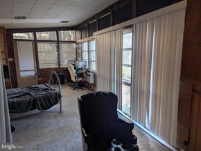 3424 Sleepy Hollow Road, Falls Church VA 22044