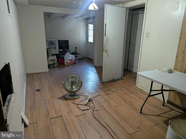 3424 Sleepy Hollow Road, Falls Church VA 22044