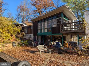 3424 Sleepy Hollow Road, Falls Church VA 22044