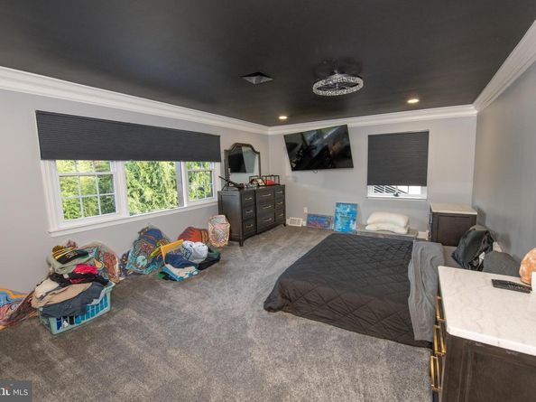 339 Pepper Road, Huntingdon Valley PA 19006