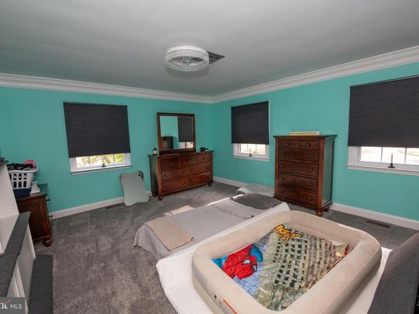 339 Pepper Road, Huntingdon Valley PA 19006