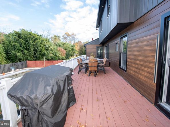 339 Pepper Road, Huntingdon Valley PA 19006