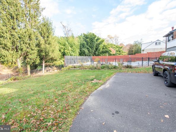 339 Pepper Road, Huntingdon Valley PA 19006