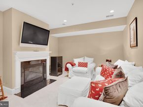 714 Bracey Lane, Alexandria VA 22314