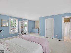 714 Bracey Lane, Alexandria VA 22314