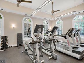 714 Bracey Lane, Alexandria VA 22314