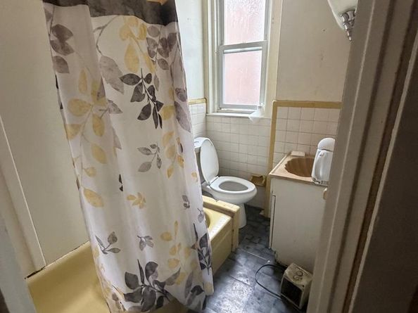 Undisclosed Address #PAPH2556398, Philadelphia PA 19120