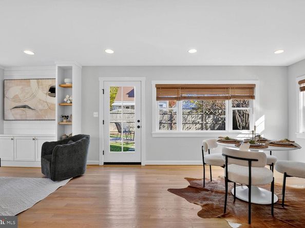 109 N Brookside Drive, Arlington VA 22201