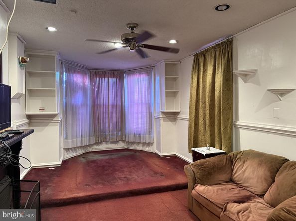 2136 N 21st Street, Philadelphia PA 19121